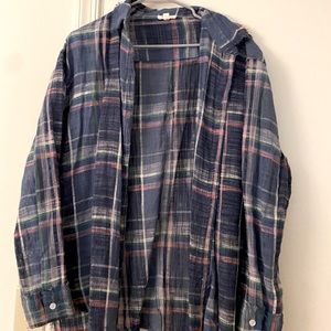 Long sleeve flannel size medium